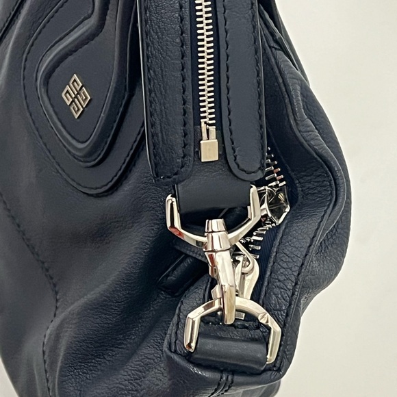 GIVENCHY 
Sugar Goatskin Medium Nightingale Navy - Picture 9 of 14
